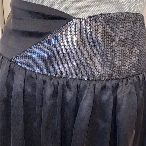 Dolce Vita Black Mini Skirt - Picture 2 of 6